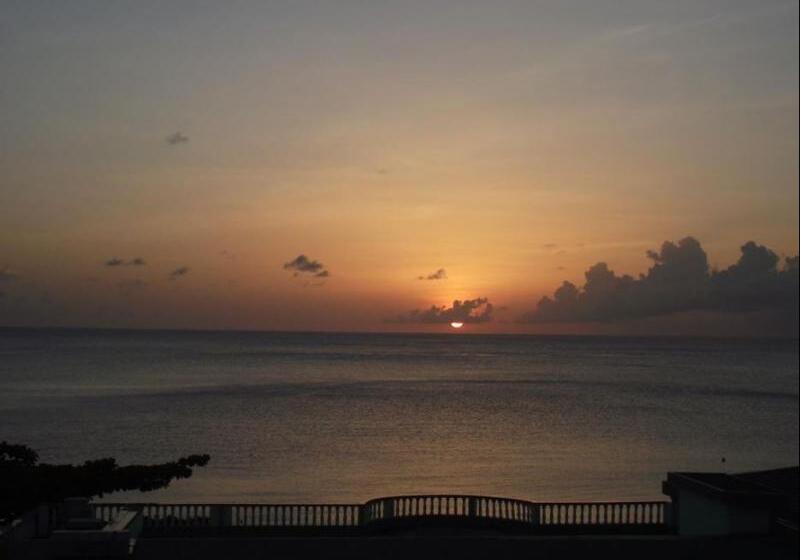 Gem Holiday Beach Resort