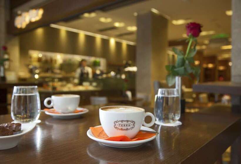 Fotos del hotel Electra Hotel Athens:  41