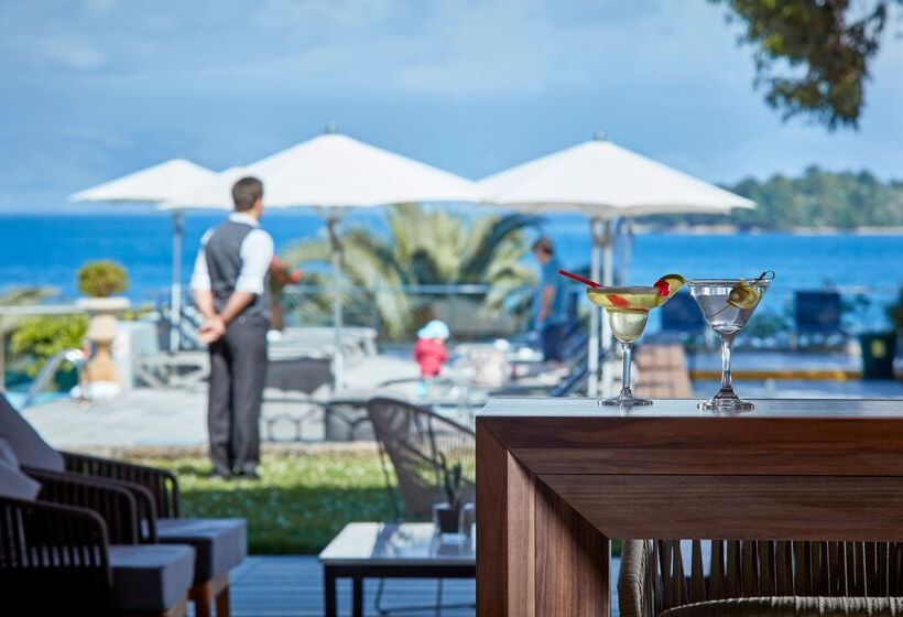 فندق Kontokali Bay Resort & Spa
