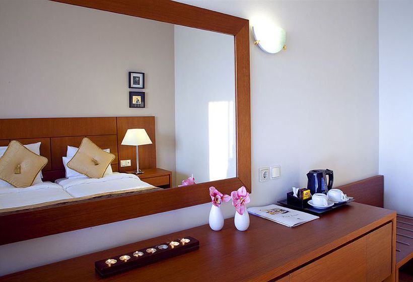 Hotel Nepheli