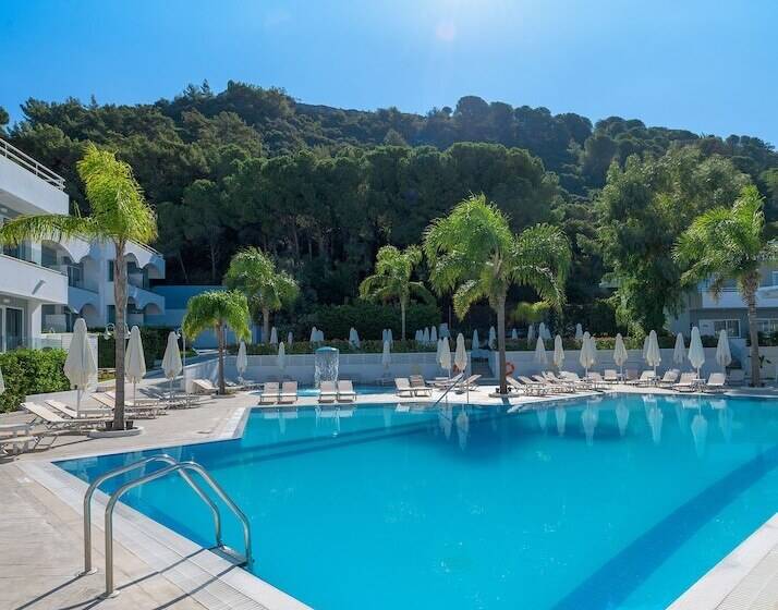هتل Oceanis Park