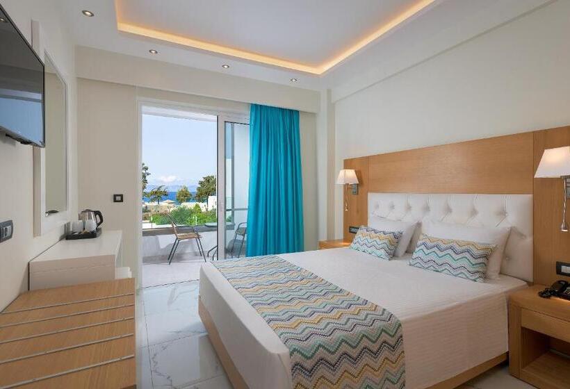 هتل Oceanis Park