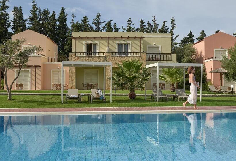 هتل Pilot Beach Resort
