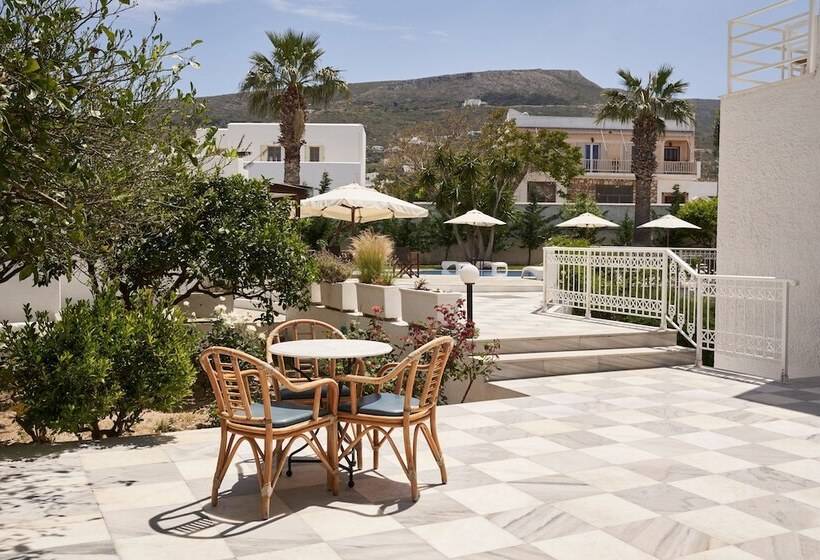 Polos Hotel Paros