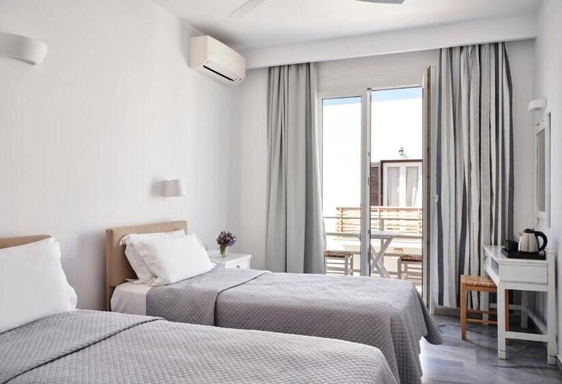 Polos Hotel Paros