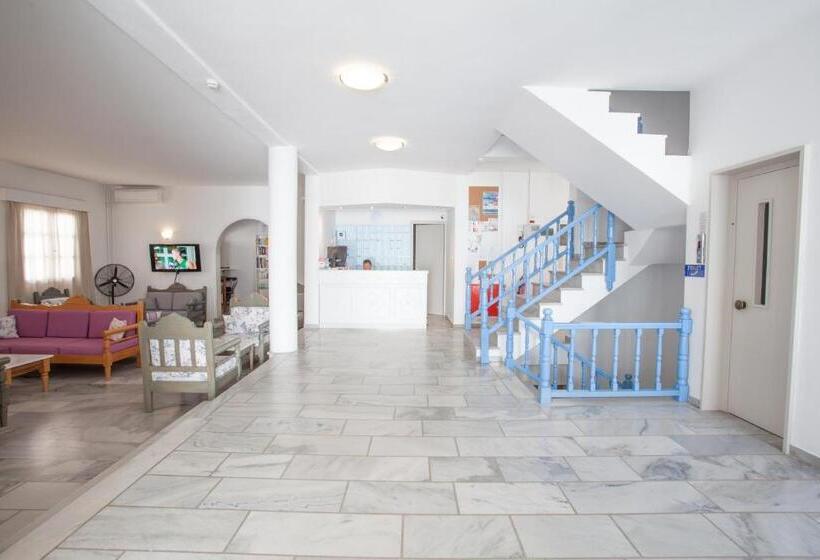Polos Hotel Paros