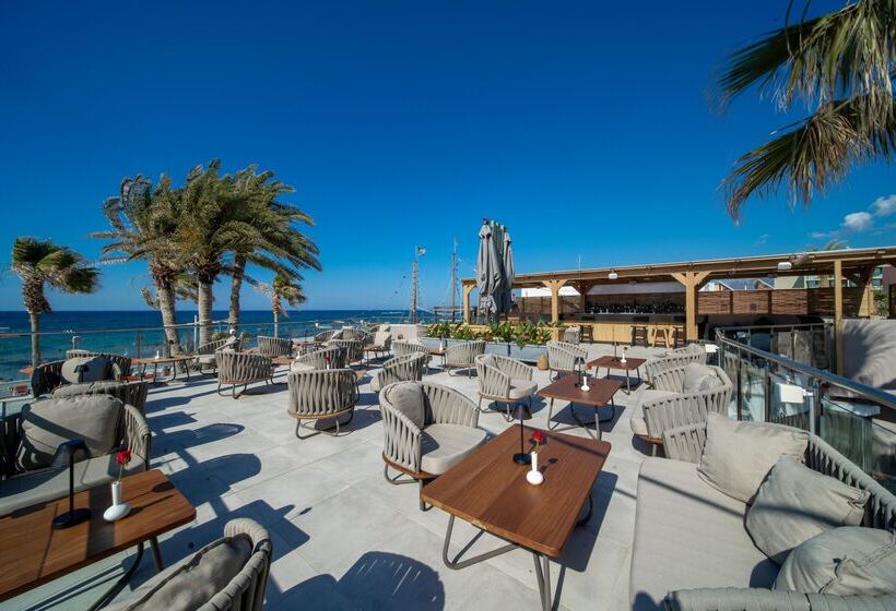 هتل High Beach White Adults Only