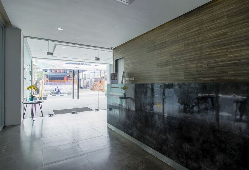 Fotos del hotel Reddoorz Plus Near Tebet:  14