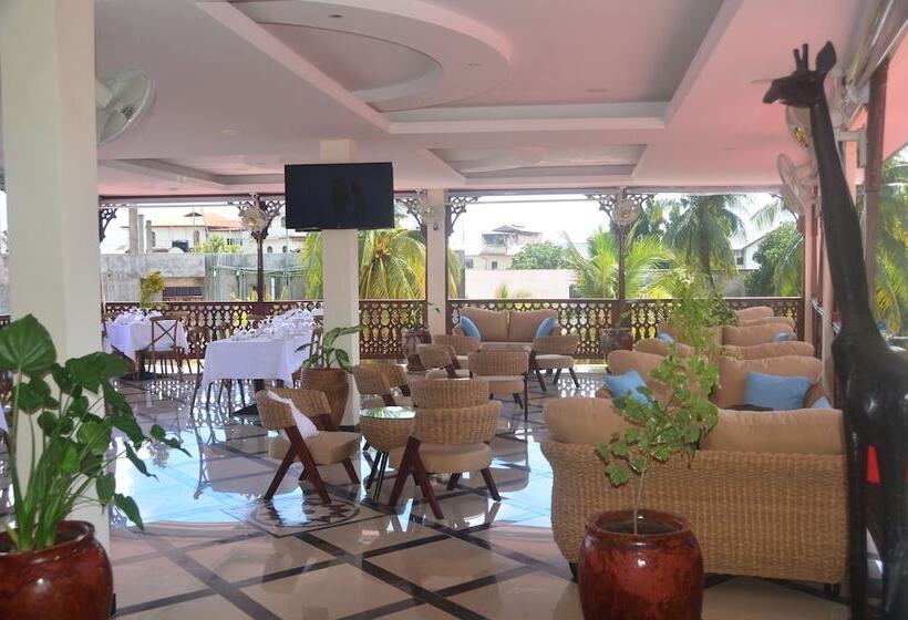 هتل Spice Palace
