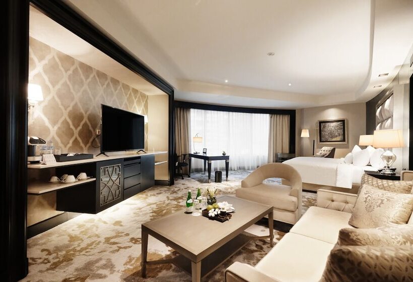 هتل Ayana Midplaza Jakarta