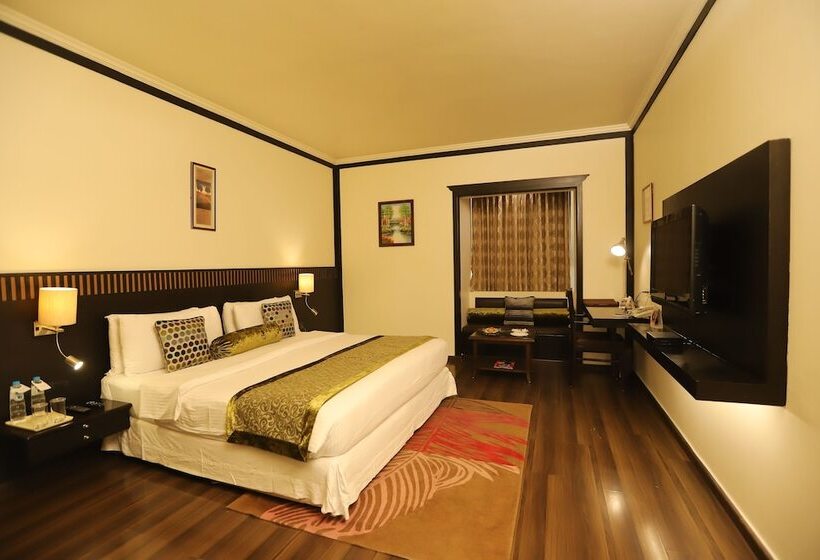 هتل Fortune Inn Haveli  Gandhinagar