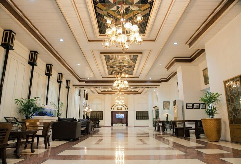 هتل Grand Inna Medan