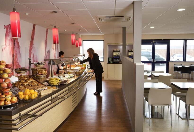 فندق Ibis Dublin