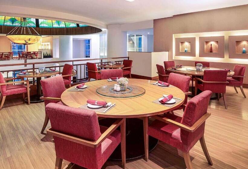 هتل Mercure Jakarta Kota