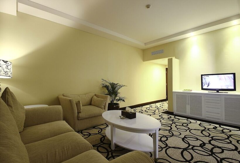 هتل New Saphir Yogyakarta