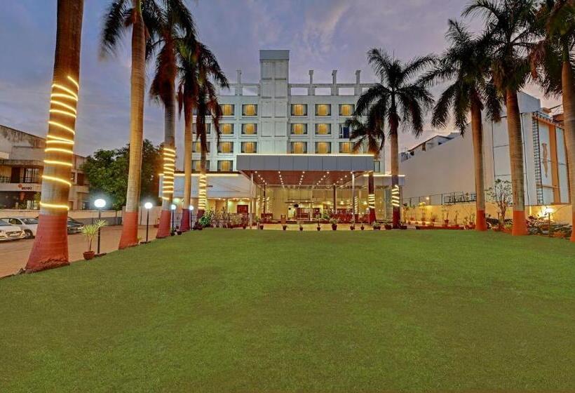 هتل Quality Inn Regency, Nashik