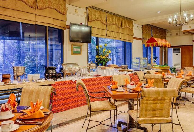 هتل Sahid Jaya Lippo Cikarang