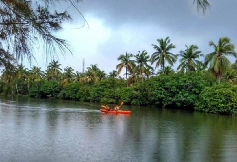 فندق Taj Kumarakom Resort And Spa Kerala