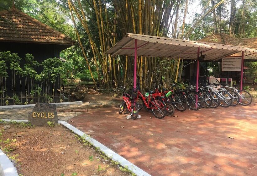 فندق Taj Kumarakom Resort And Spa Kerala