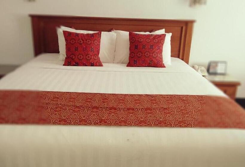 هتل Tarakan Plaza