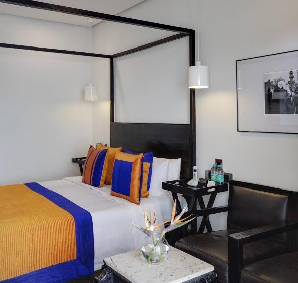 Hotel The Park Bangalore