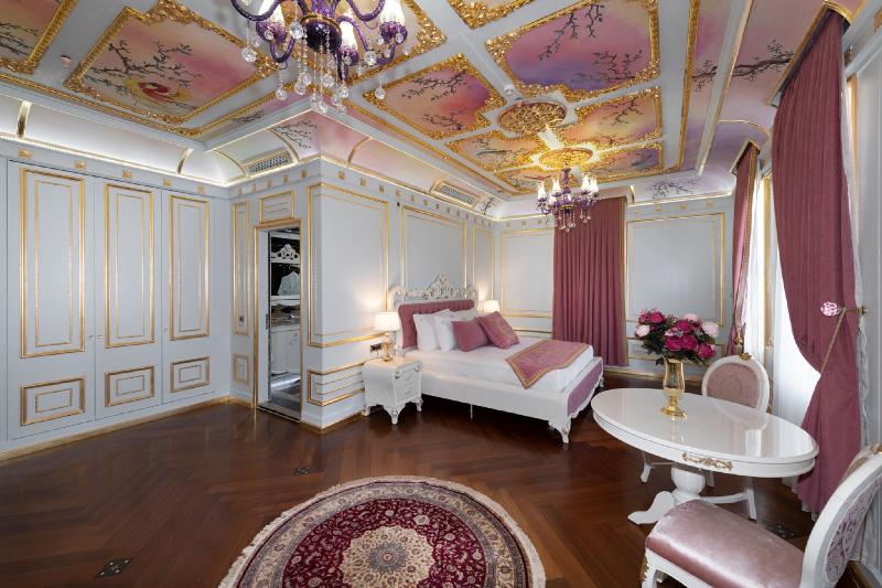 Seven Hills Palace & Spa