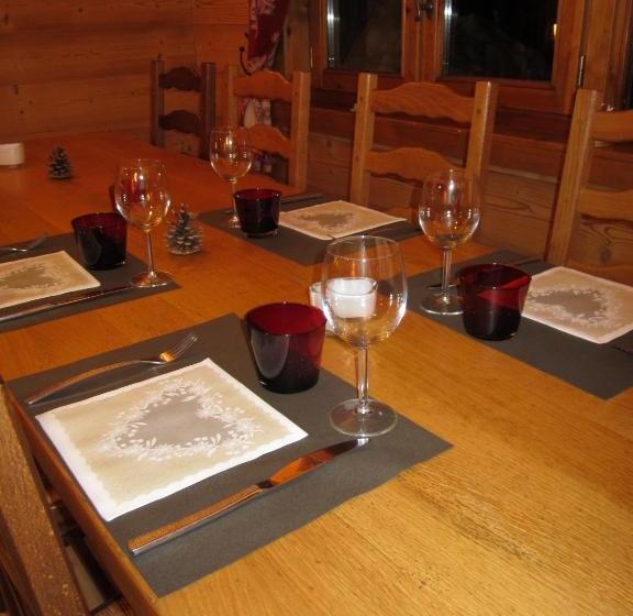 酒店 Hôtel Chalet Le Caribou