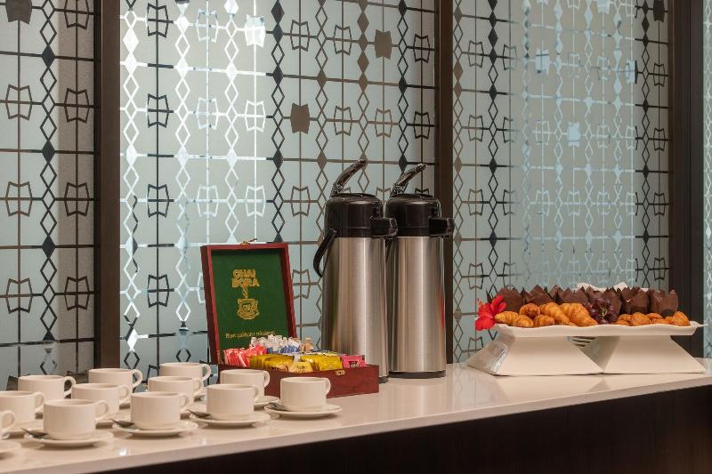 هتل Crowne Plaza   Dar Es Salaam, An Ihg