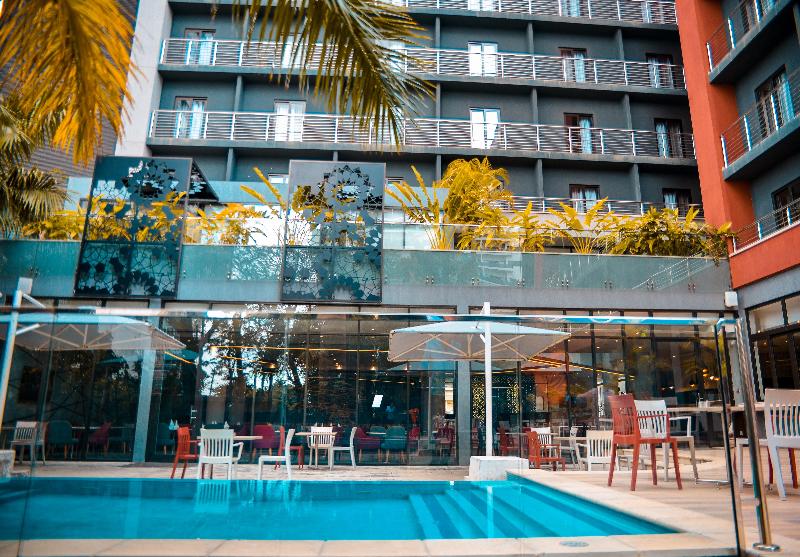 هتل Crowne Plaza   Dar Es Salaam, An Ihg