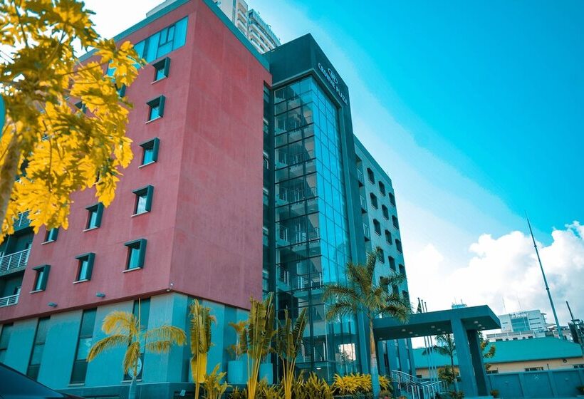 هتل Crowne Plaza   Dar Es Salaam, An Ihg