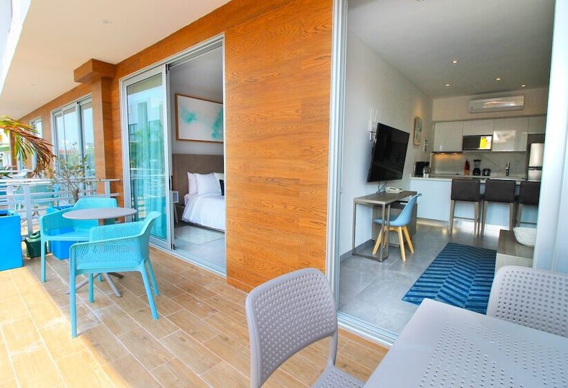 Отель The Gallery Apartments