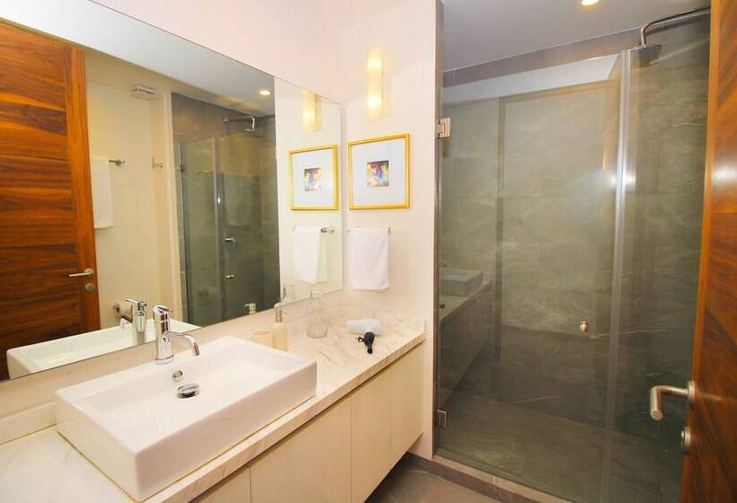 Fotos del hotel The Gallery By Sercotel:  16