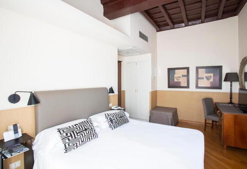 Fotos del hotel Adriano:  3