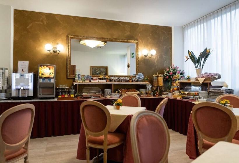 Fotos del hotel Alga:  4