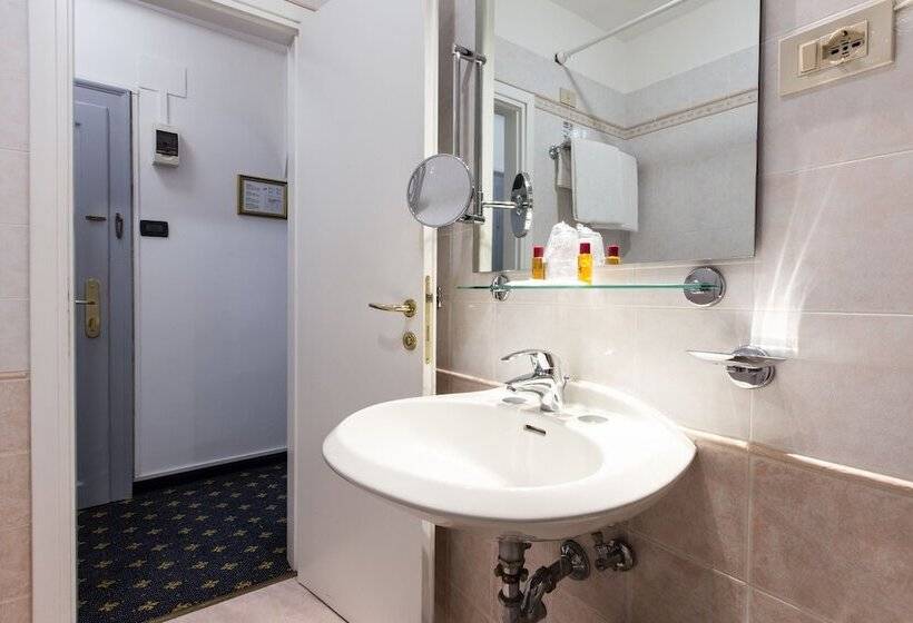 Fotos del hotel Ambassador Tre Rose:  15