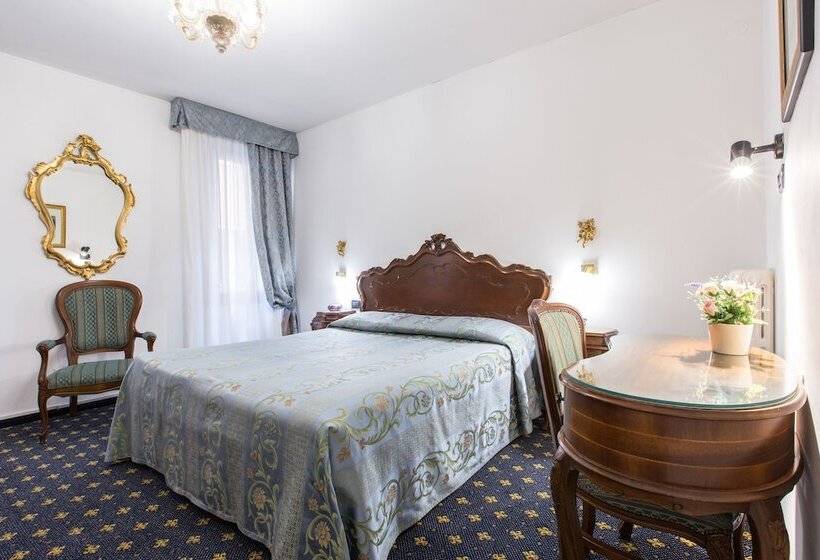 Fotos del hotel Ambassador Tre Rose:  2