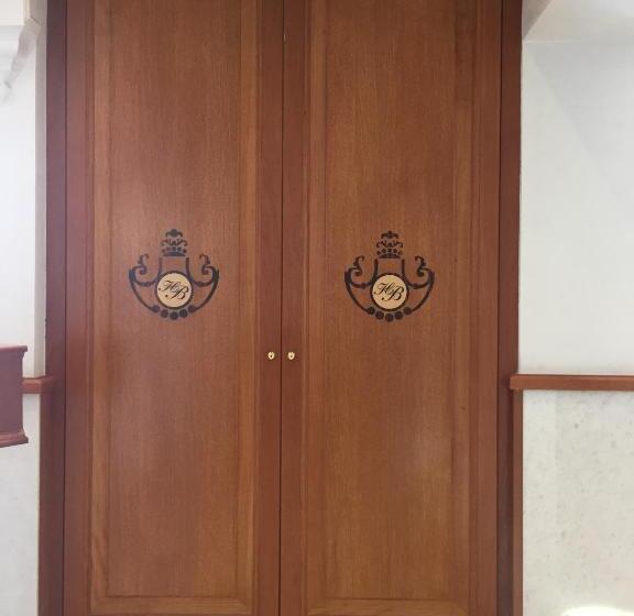 Fotos del hotel Borromeo:  9