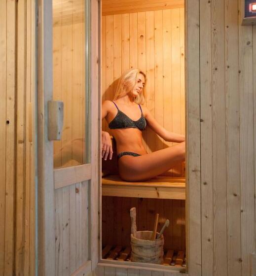 هتل Caravelle Thalasso & Wellness