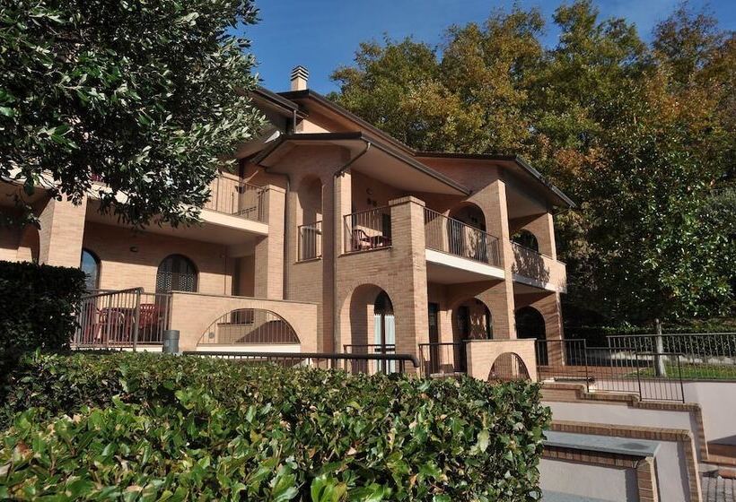 Отель Carpediem Assisi Living Club