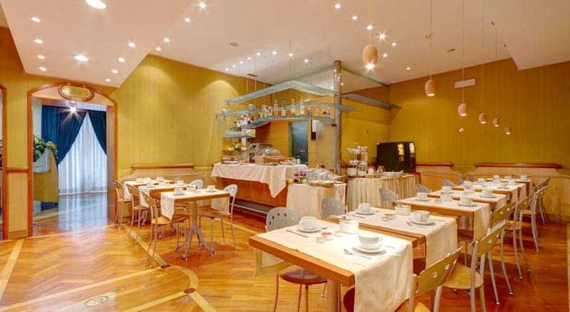 Fotos del hotel Corot:  41