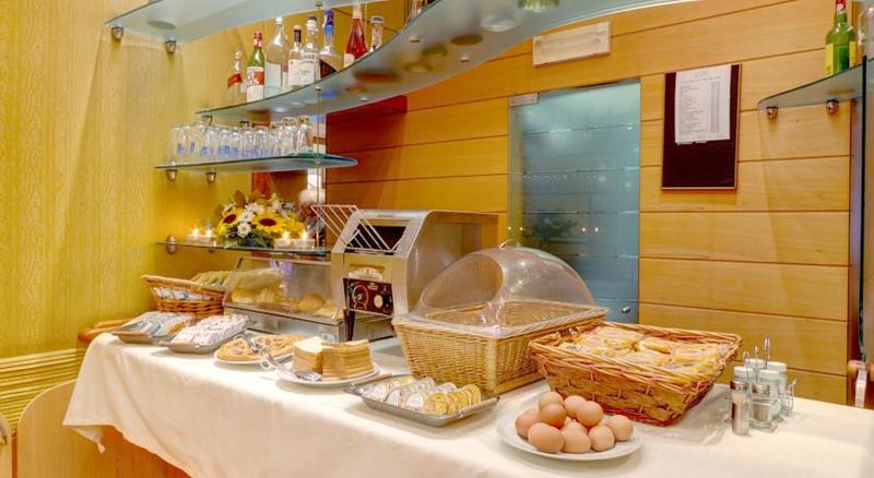 Fotos del hotel Corot:  58