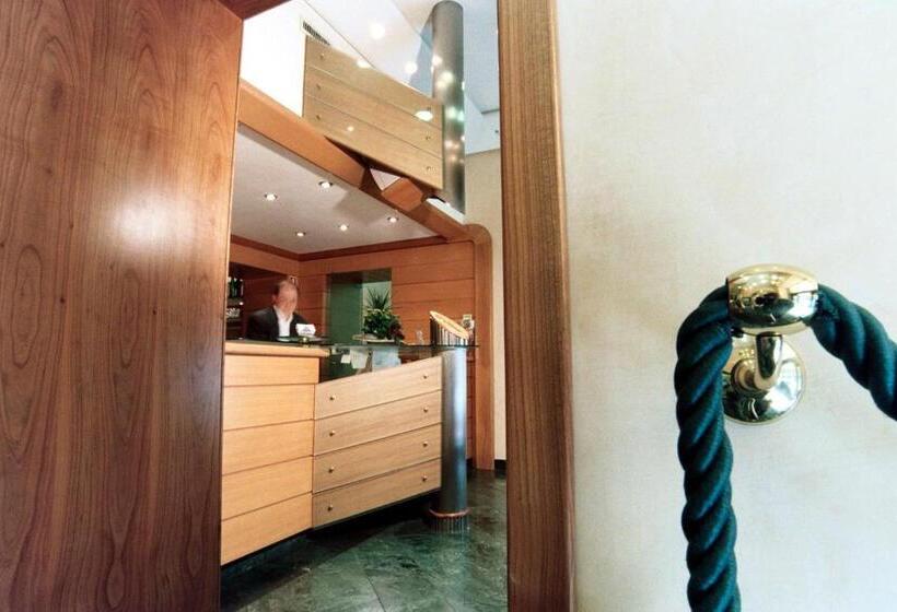 Fotos del hotel Corot:  37