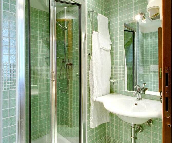 Fotos del hotel Corot:  18