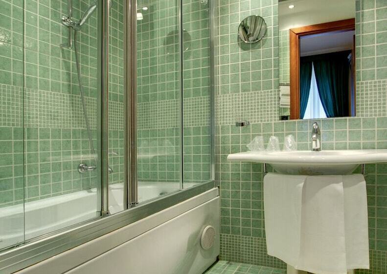 Fotos del hotel Corot:  21