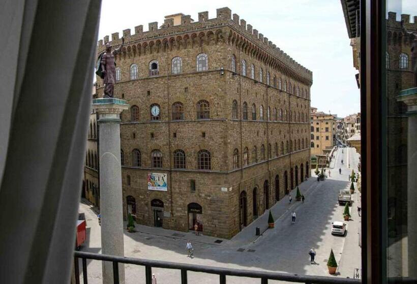 هتل Il Tornabuoni The Unbound Collection By Hyatt