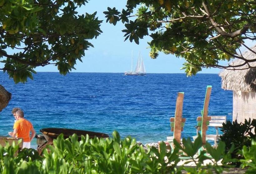 مسافرخانه Green Lodge Moorea