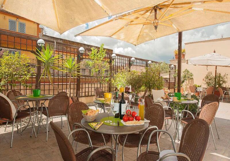 Fotos del hotel Des Artistes:  37