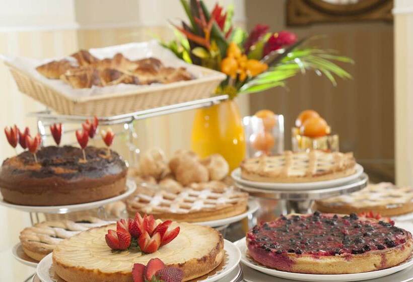 Fotos del hotel Des Artistes:  24