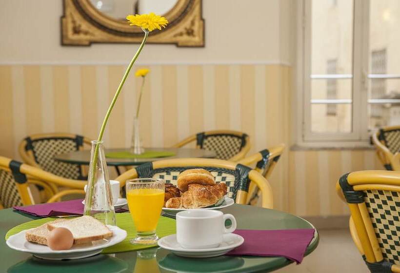 Fotos del hotel Des Artistes:  12