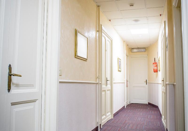 Fotos del hotel Emmaus:  21